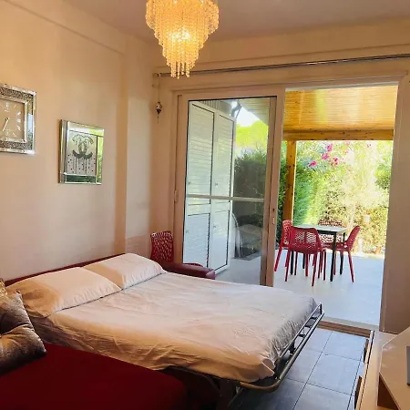 Appartement Beachside Flat, Gjiri I Lalzit, Garden And Balcony Draç