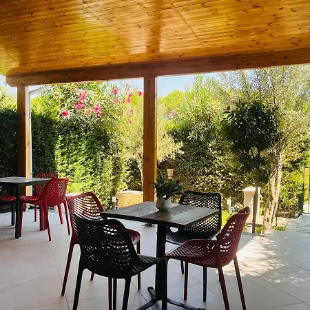 Appartement Beachside Flat, Gjiri I Lalzit, Garden And Balcony *